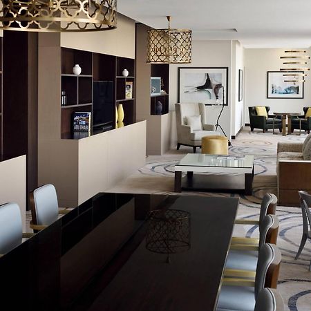Marriott Executive Apartments Downtown, Abu Dabi Exterior foto