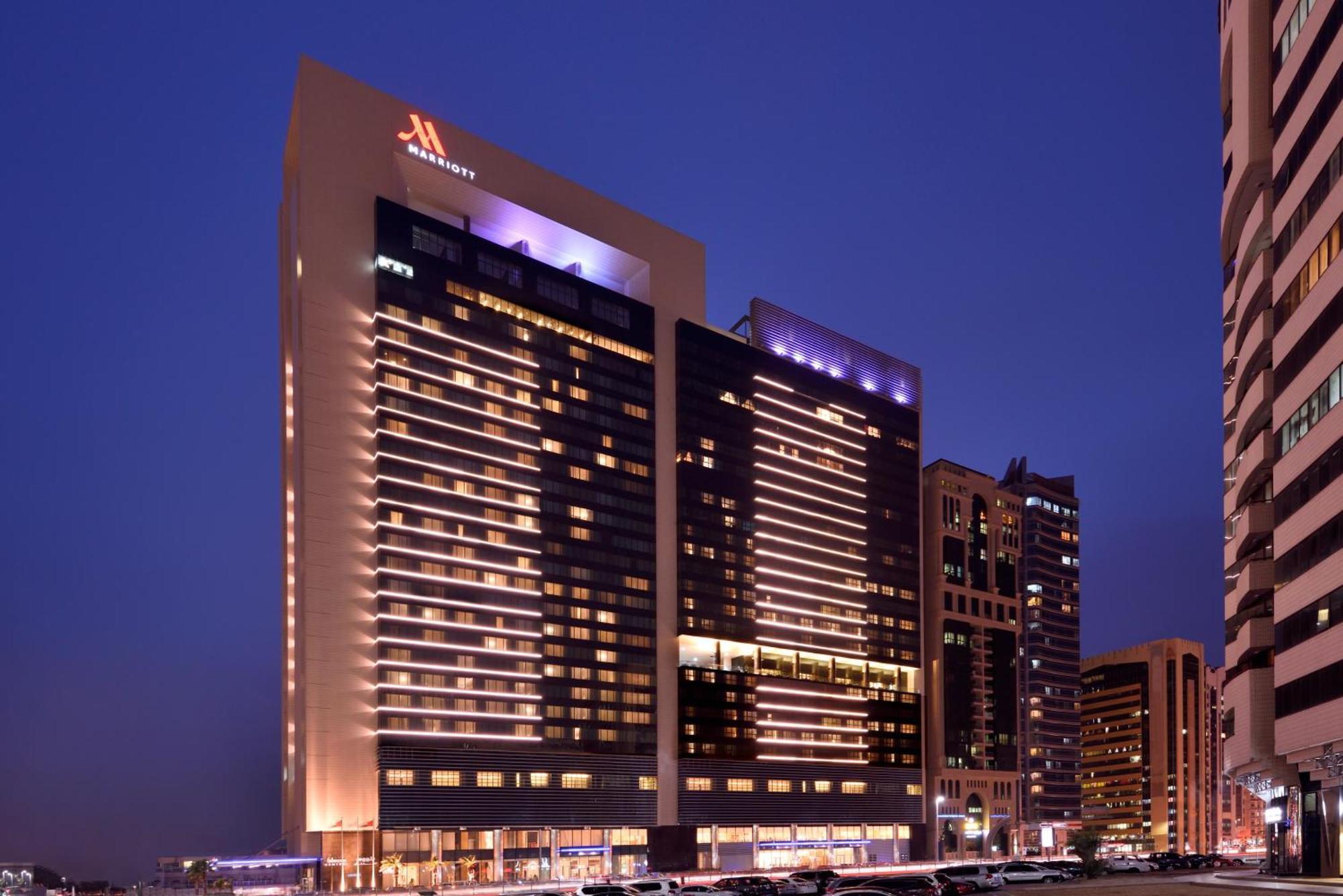 Marriott Executive Apartments Downtown, Abu Dabi Exterior foto